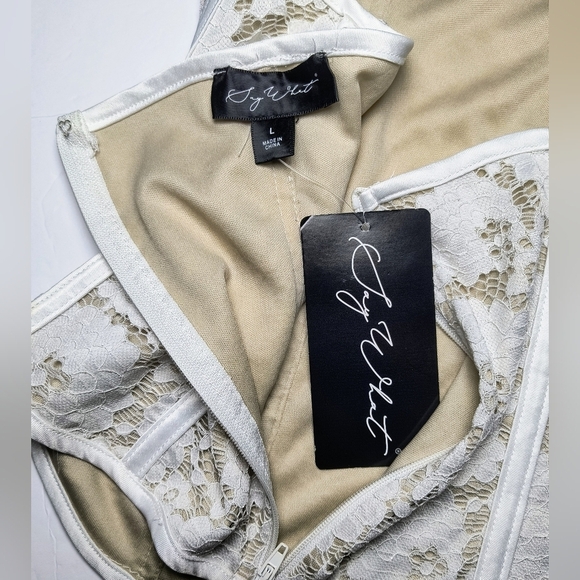 Say What? Cream and White Lace Sexy Shapewear Boned Corset L NWT - Picture 3 of 6